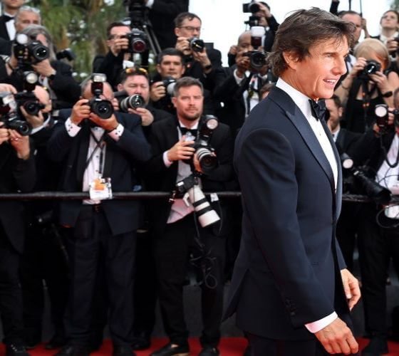Watch Tom Cruise Awarded Surprise Honorary Palme D’Or at Cannes – Latest News