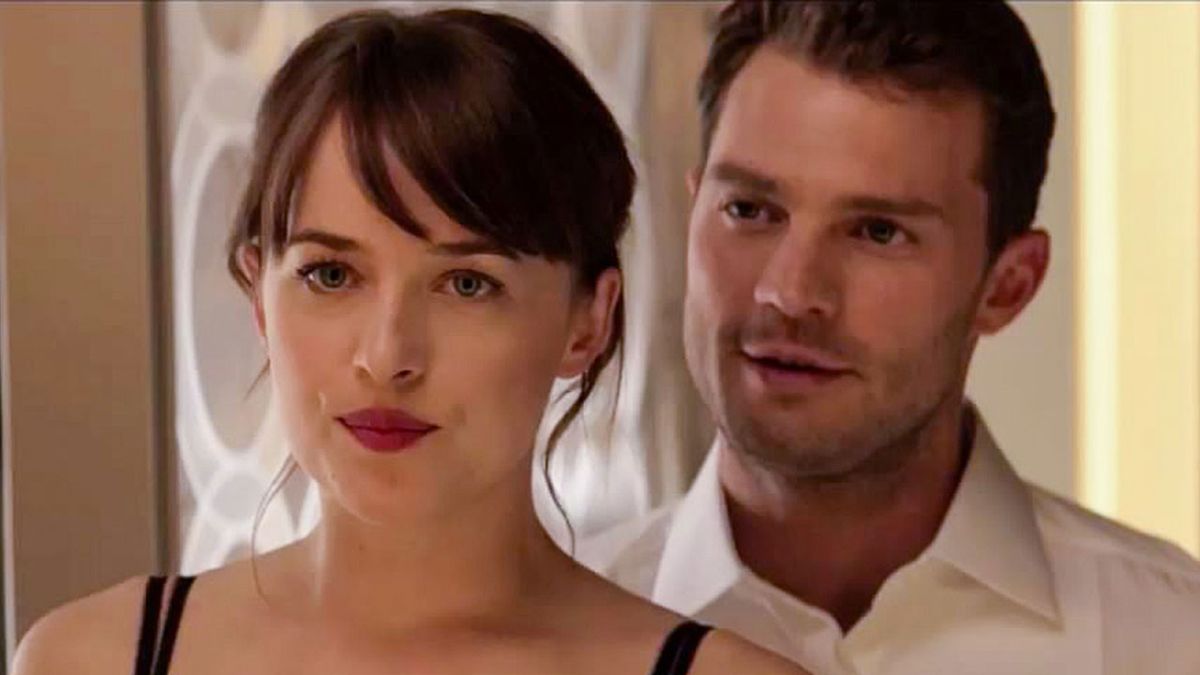 Watch Dakota Johnson On What Her Off-Camera Relationship With Fifty Shades Co-Star Jamie Dornan Was Like While Filming The Movies – Latest News