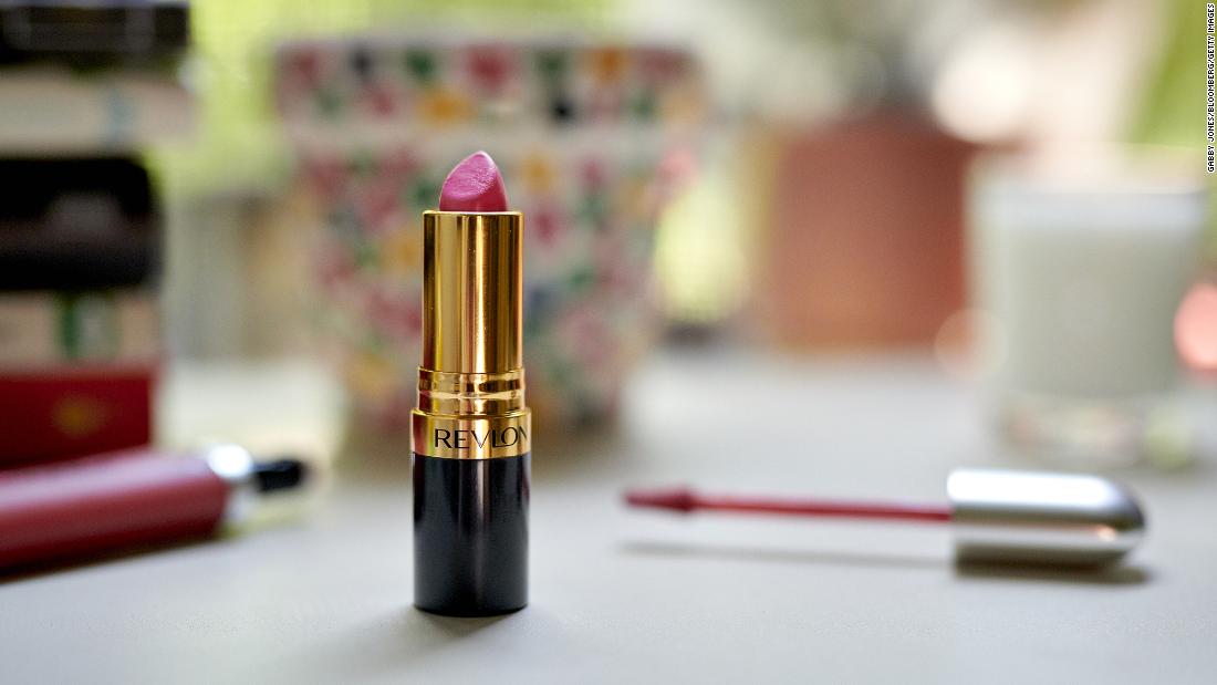 Watch Sitting pretty? Revlon stock surges after bankruptcy filing – Latest News