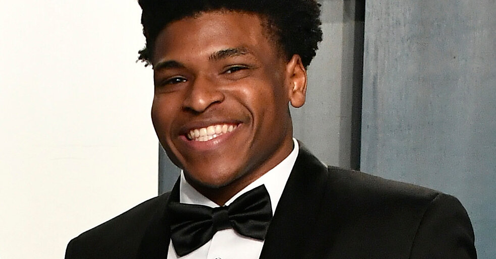 Watch Jerry Harris Sentenced to 12 Years for Sex Crimes Involving Minors – Latest News