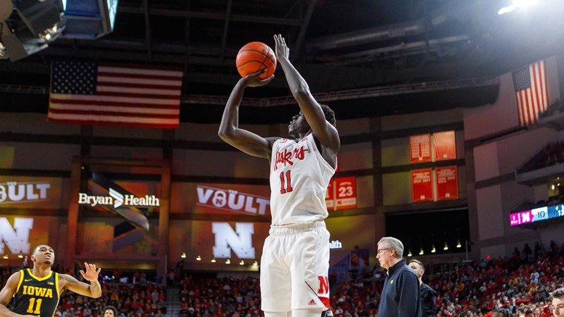 Watch Mayen Signs Professional Contract in Australia – Latest News