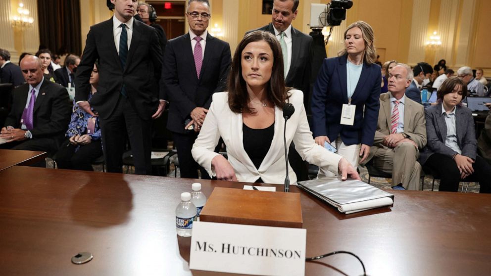 Watch Trump White House attorney disputes Cassidy Hutchinson’s testimony about handwritten note – Latest ABC News