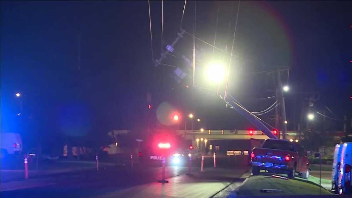 Watch Oklahoma City power pole nearly breaks in half due to crash – Latest News