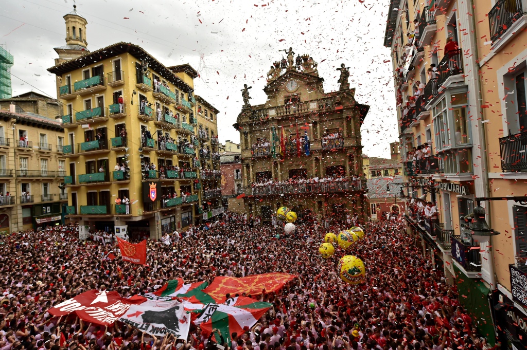 Watch Bulls and tourists to run in the streets of San Fermin again – The Mercury News