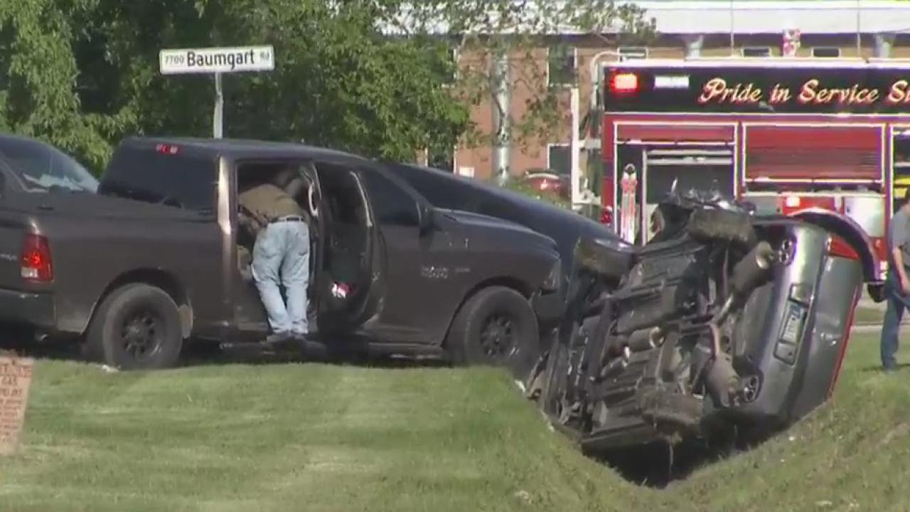 Watch White’s in custody after pursuit near airport | KLBK | KAMC – Latest News